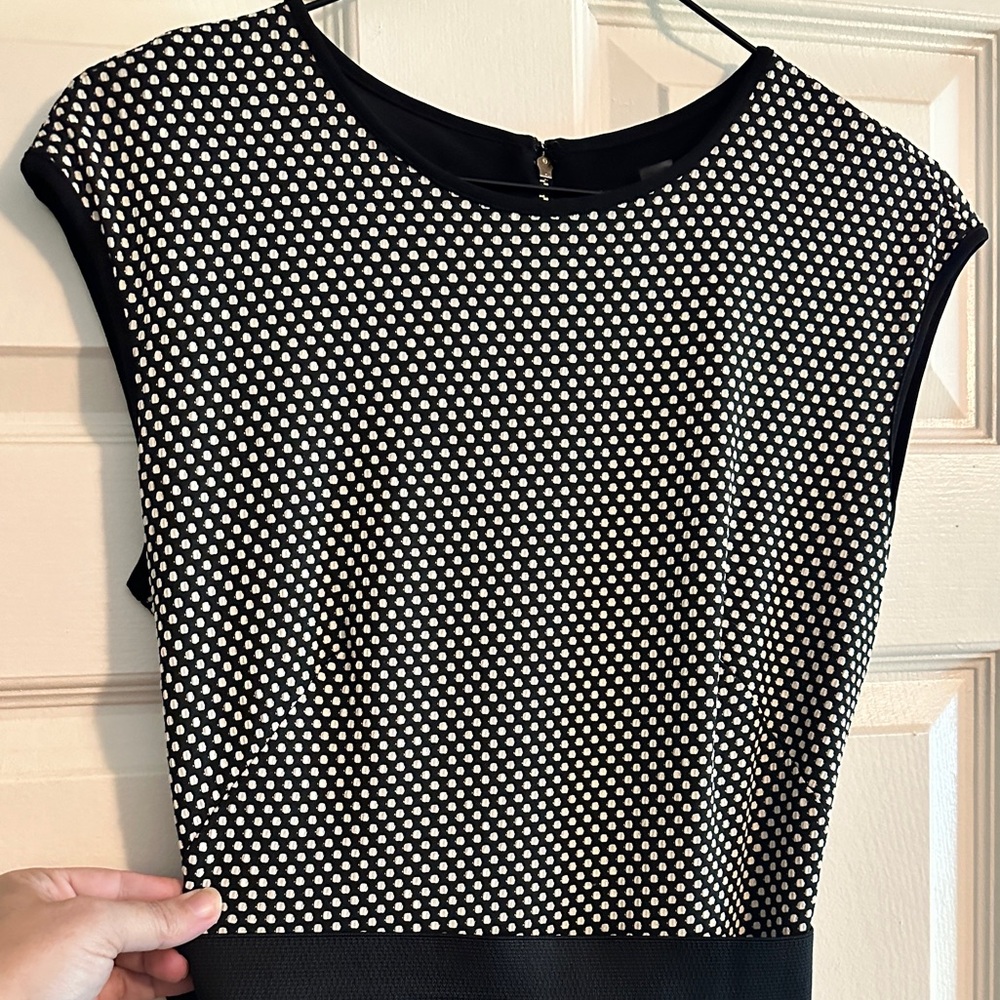 Danny & Nicole Black & White Polka Dot Dress – Classic & Flattering!